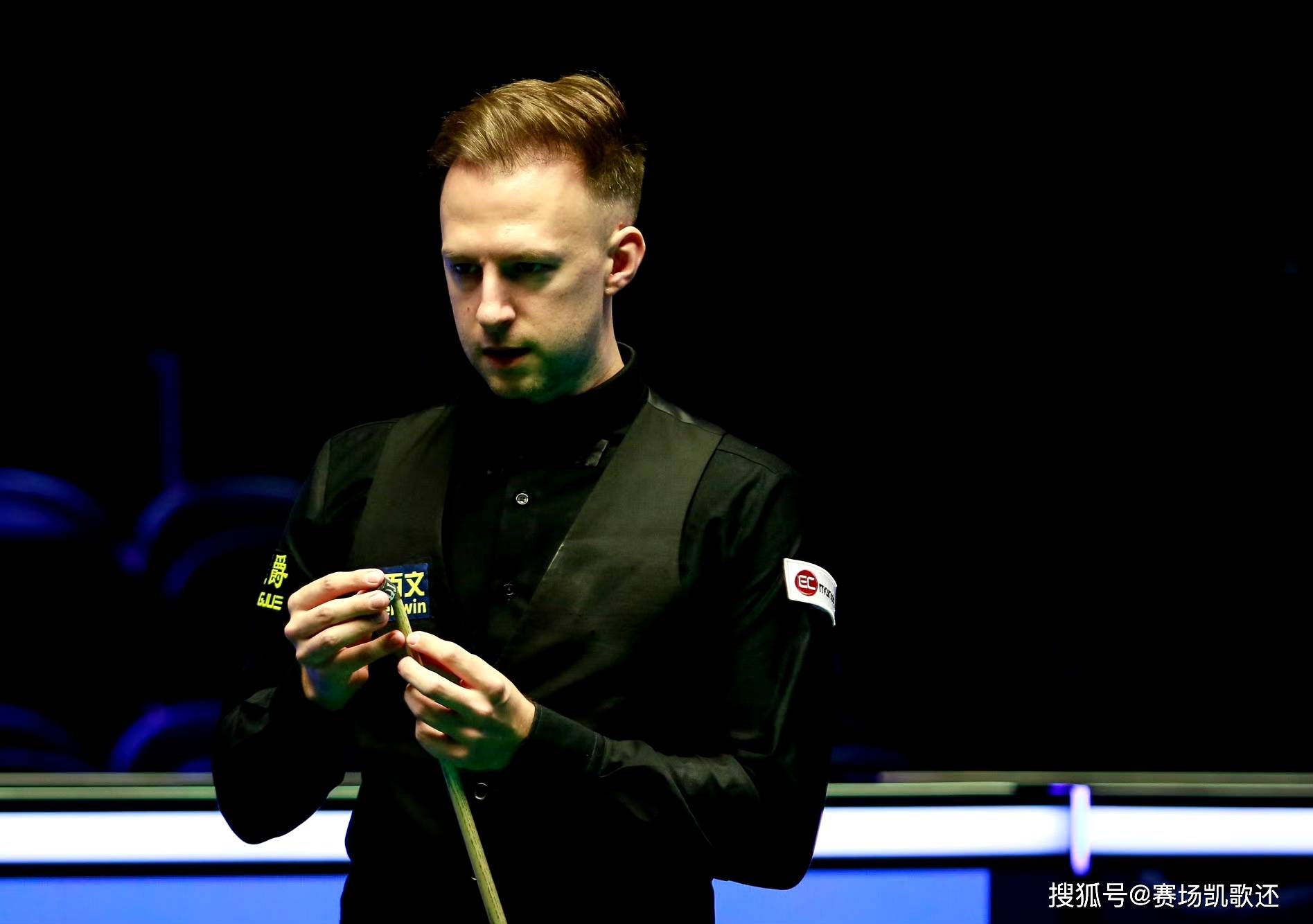 而街头巷尾 而街头巷尾